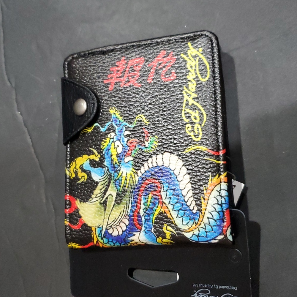 Ed Hardy men's black bifold‎ wallet with blue iconic Ed hardy dragon tatoo new